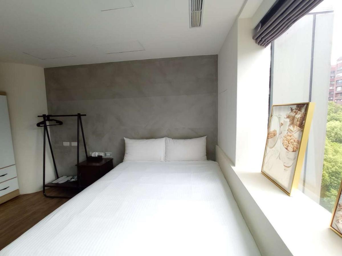 Meworld Hotel - Daan Taipei Exterior photo
